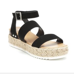 Black Soda Bryce Platform Sandals